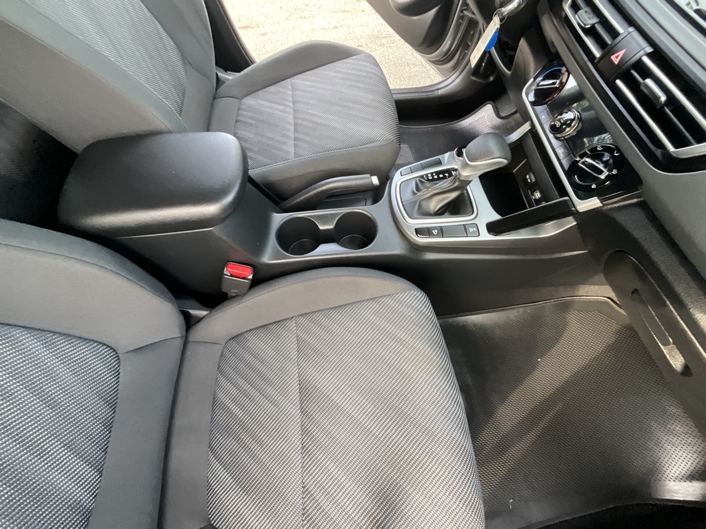 2023 Kia Seltos LX photo 29