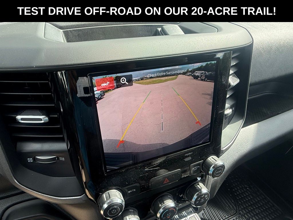 2026 Ram 2500 Tradesman photo 11