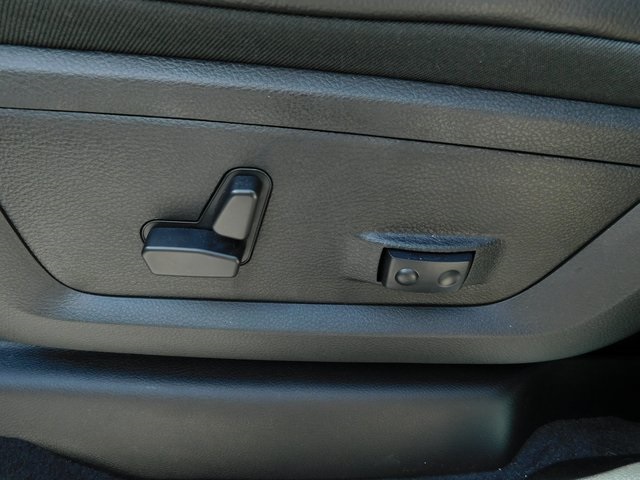 2025 Ram 2500 Laramie photo 24