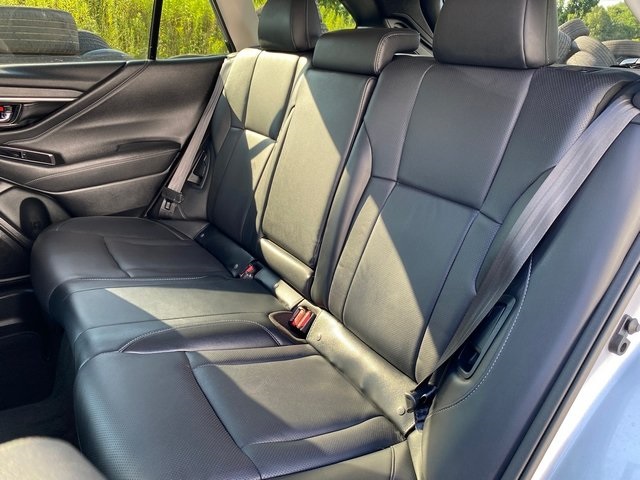2022 Subaru Outback Limited photo 19
