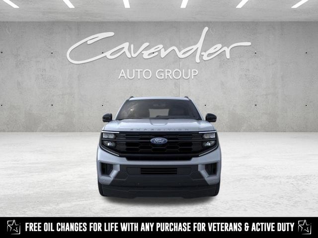 2025 Ford Expedition photo 5