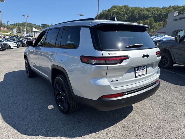 2025 Jeep Grand Cherokee Altitude X photo 4