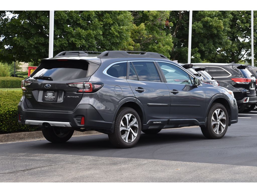 2022 Subaru Outback Limited photo 3