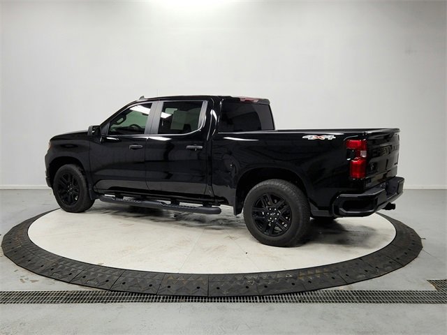 2023 Chevrolet Silverado 1500 Custom photo 4