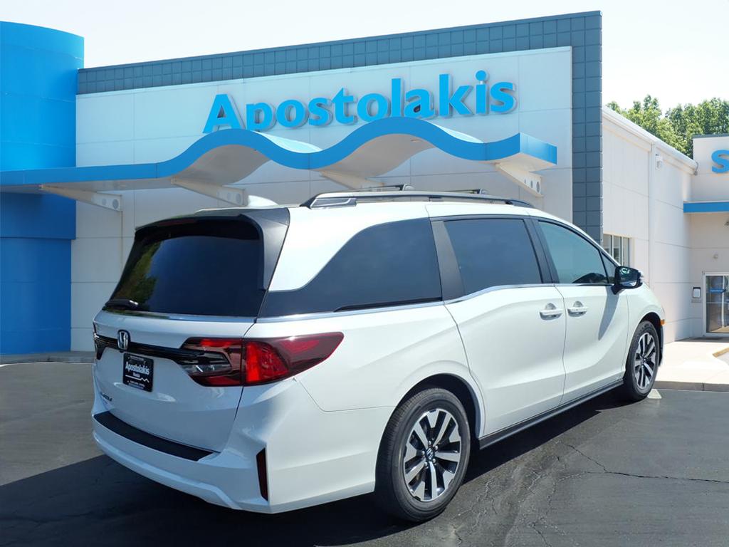 2026 Honda Odyssey EX-L photo 3