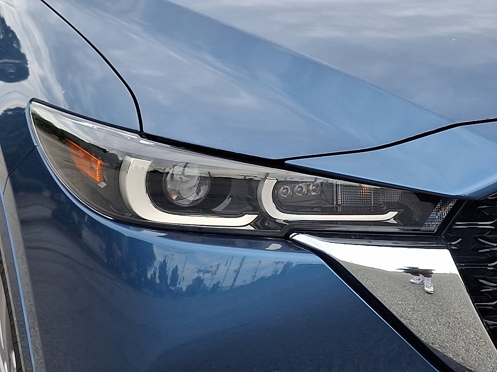 2024 Mazda CX-5 2.5 S Preferred photo 9