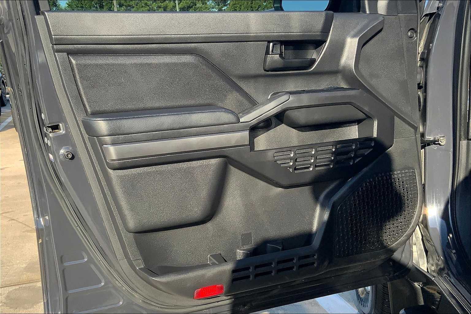 2024 Toyota Tacoma SR5 photo 20