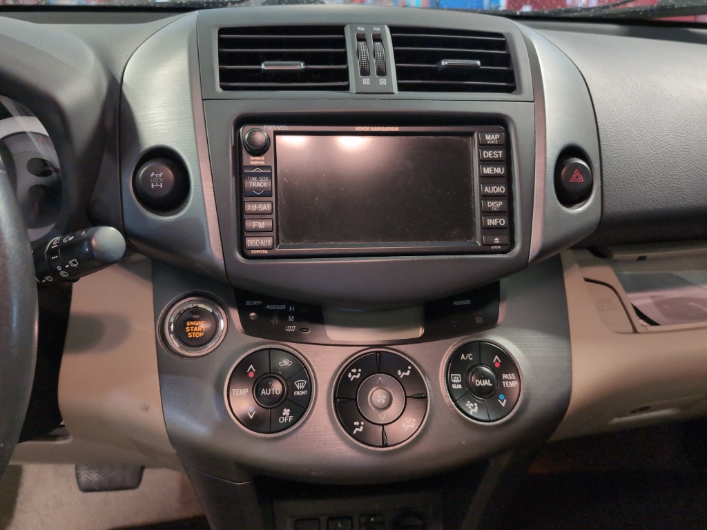 2010 Toyota RAV4 Limited photo 16