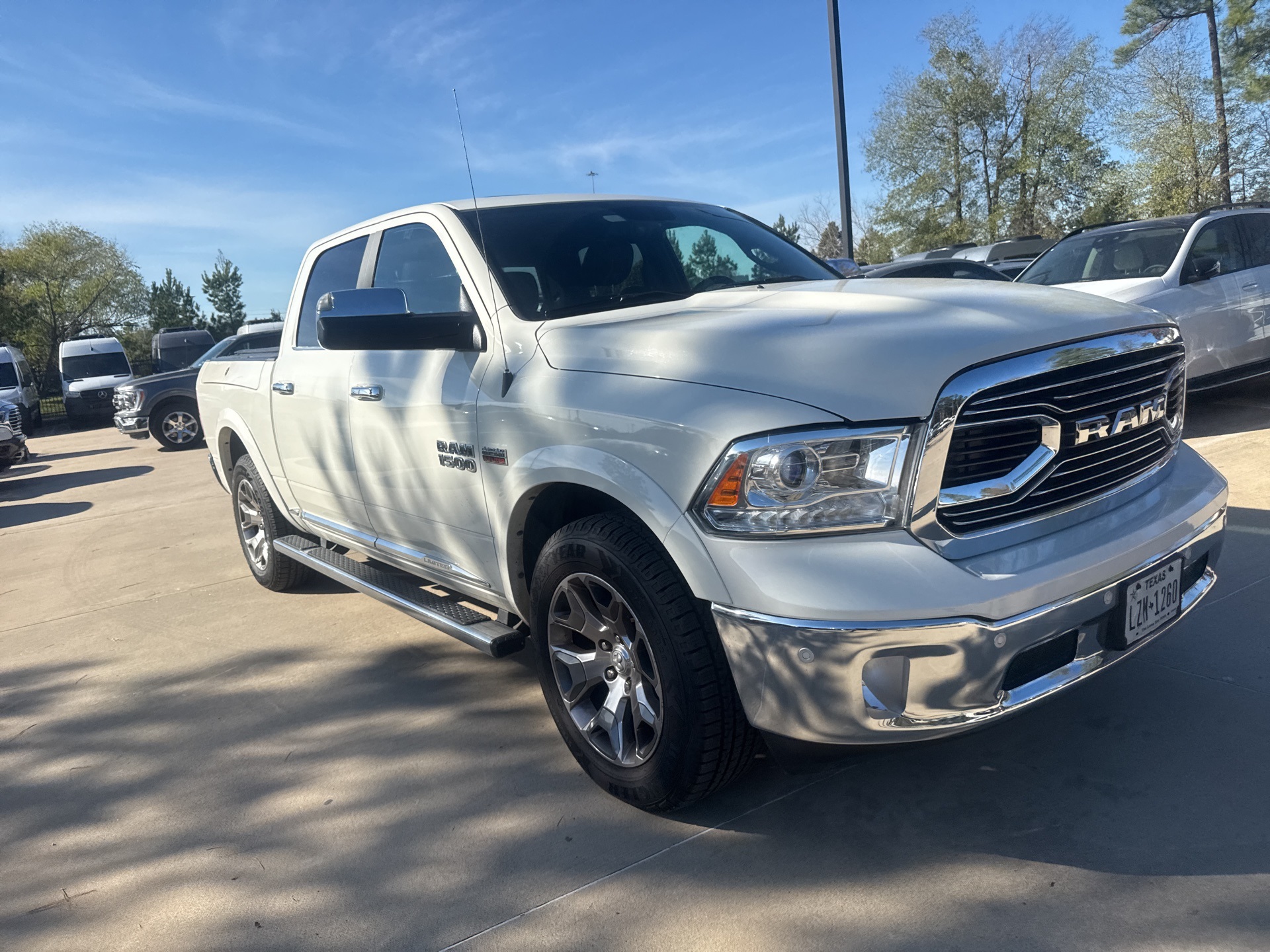 2018 RAM Ram 1500 Pickup Laramie Longhorn