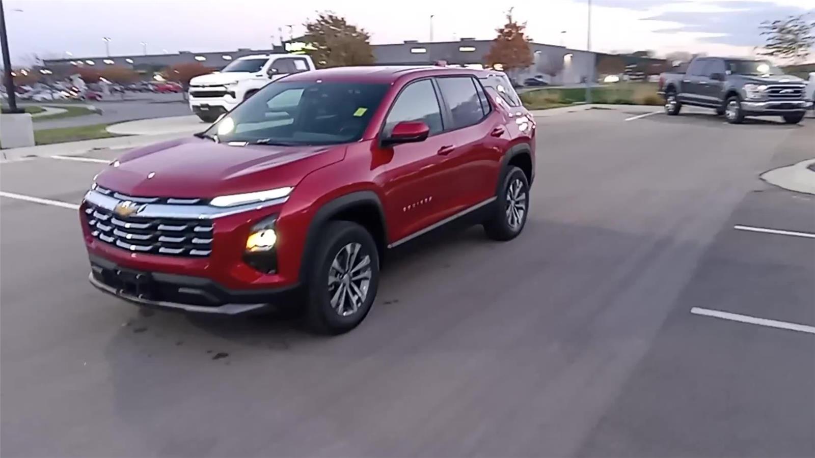 2026 Chevrolet Equinox LT photo 3