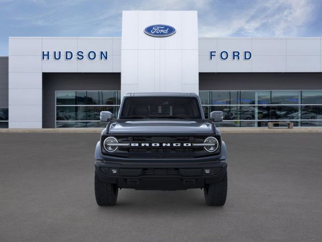 2025 Ford Bronco Outer Banks photo 6