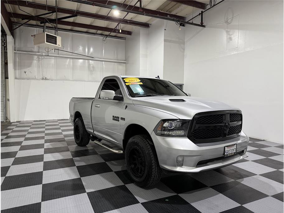 2017 Ram 1500 Sport photo 2