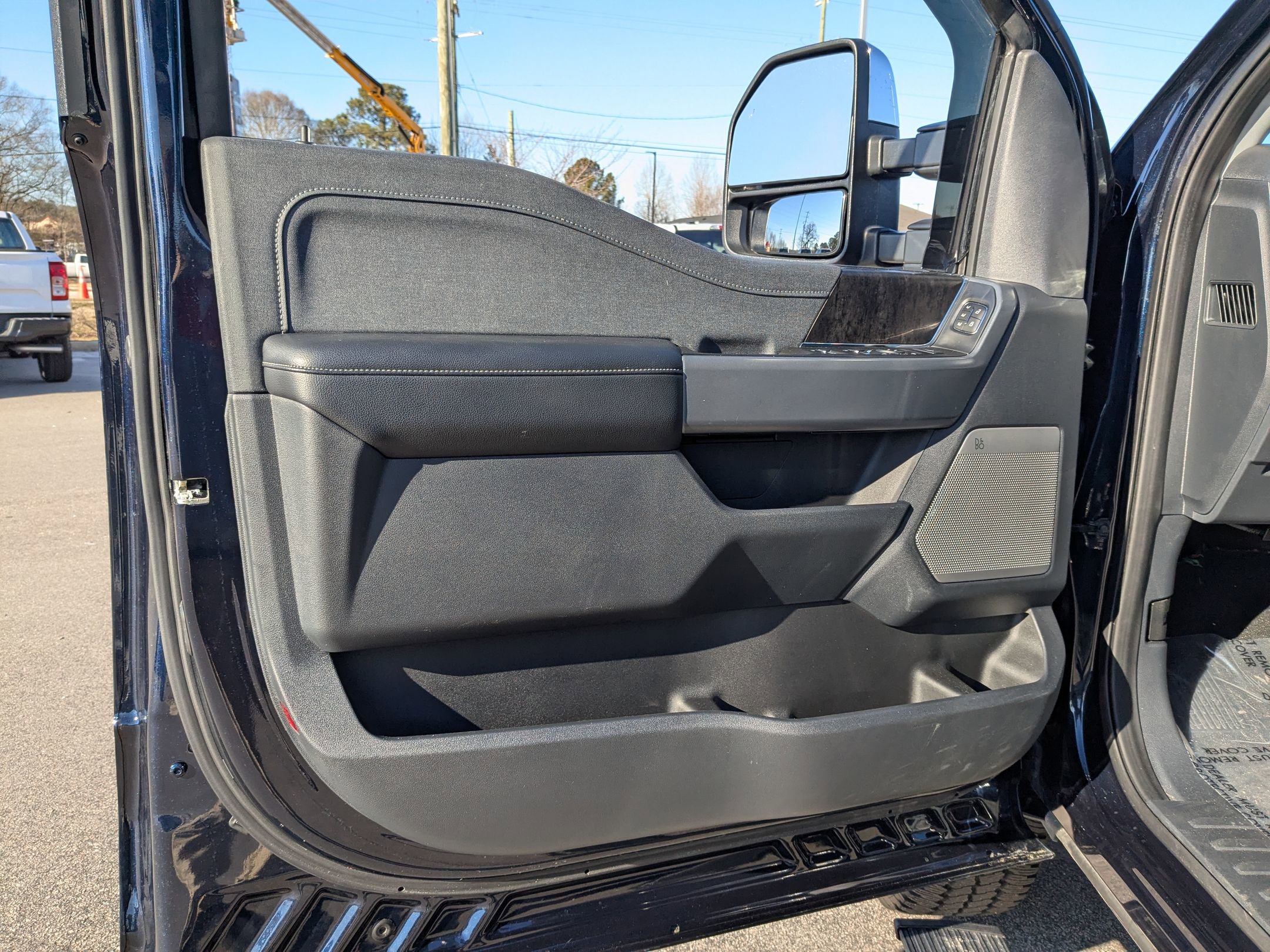 2024 Ford F-350 Lariat photo 10
