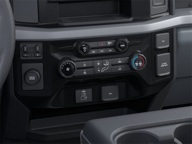 2026 Ford F-450 XLT photo 14