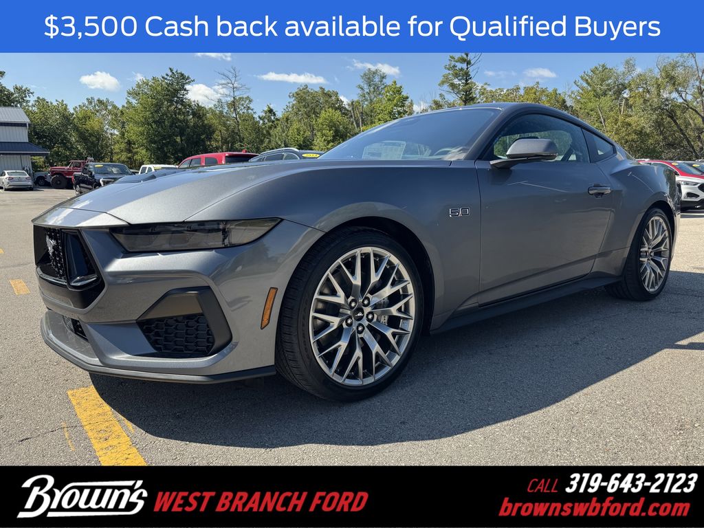 2025 Ford Mustang GT Premium's photo