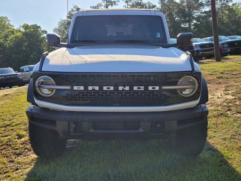 2024 Ford Bronco Wildtrak photo 2