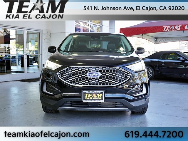2023 Ford Edge SEL photo 4