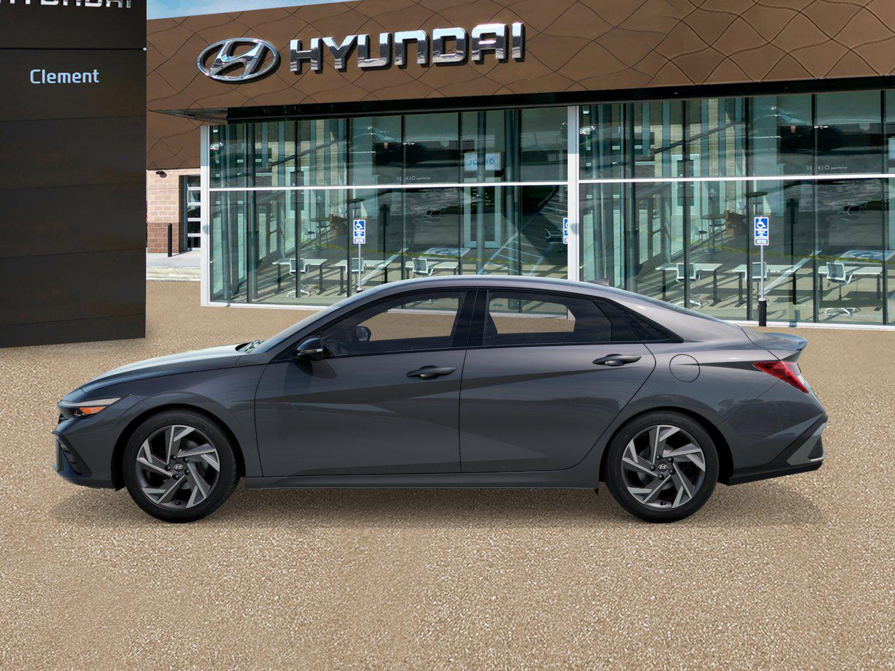 2025 Hyundai Elantra SEL Sport photo 2