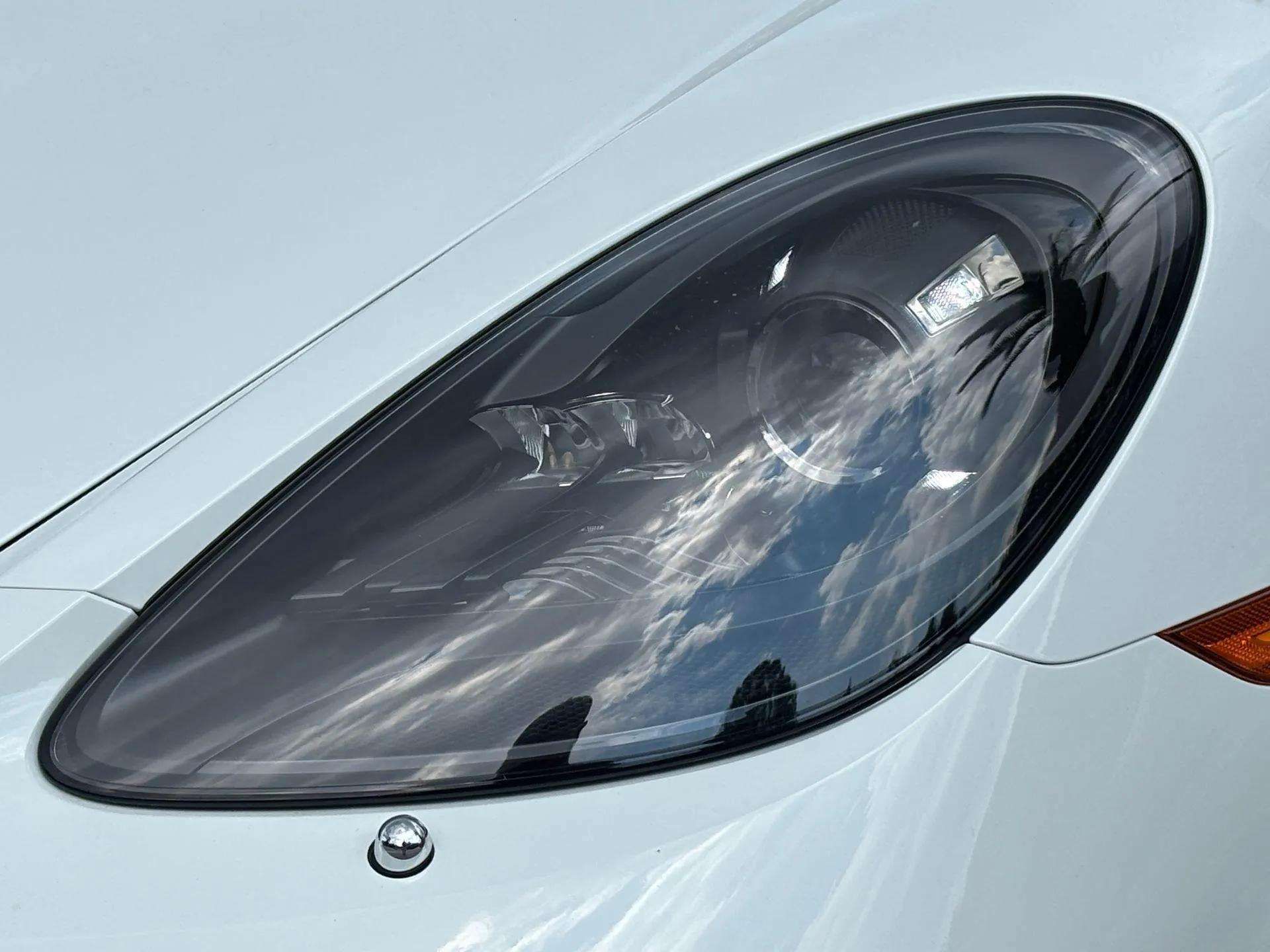 2024 Porsche Boxster S photo 10