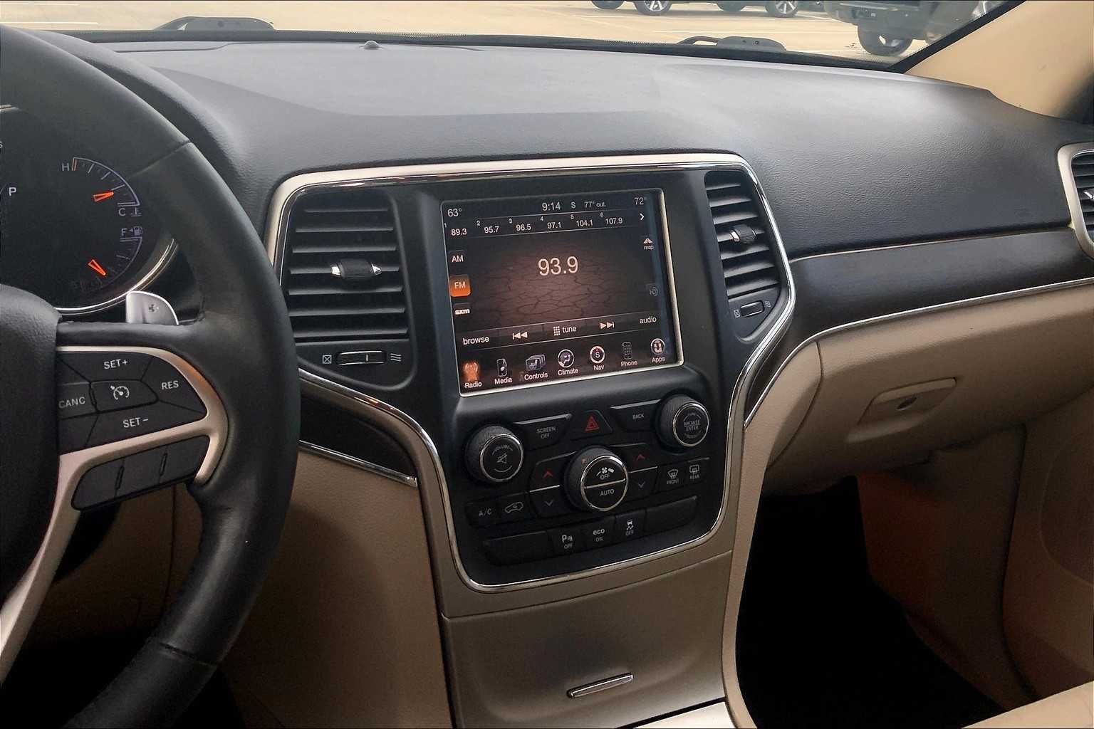 2015 Jeep Grand Cherokee Limited photo 6