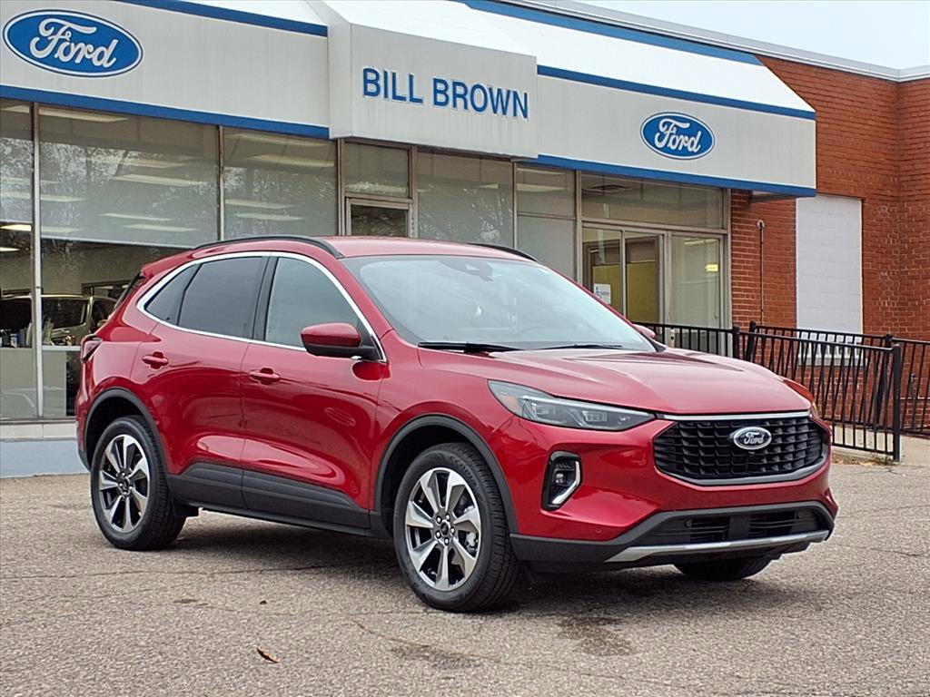 2023 Ford Escape Platinum's photo