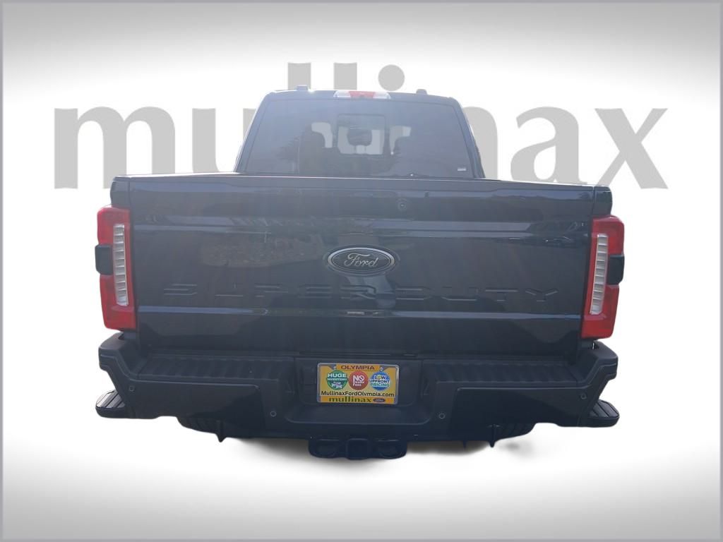 2025 Ford F-350 photo 4