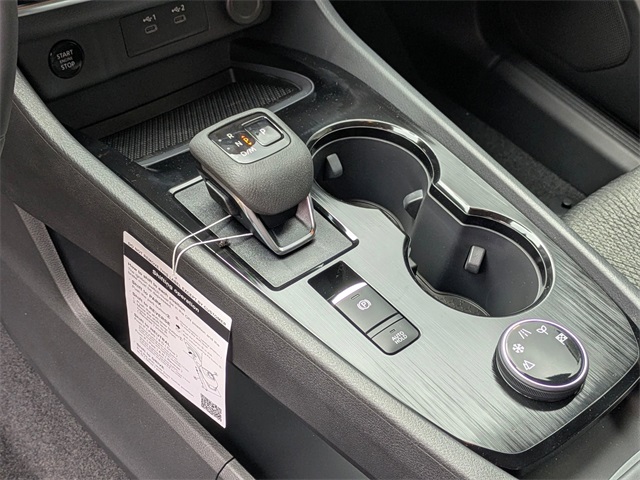 2025 Nissan Rogue SV photo 22