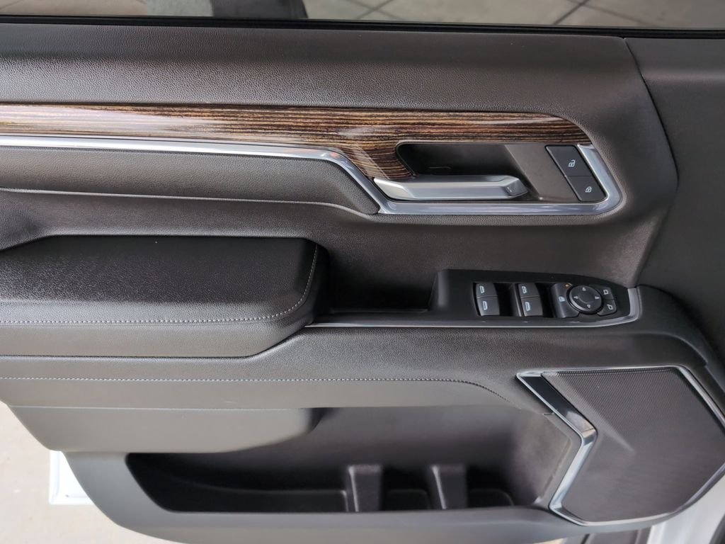 2024 Gmc Sierra 1500 Elevation photo 4