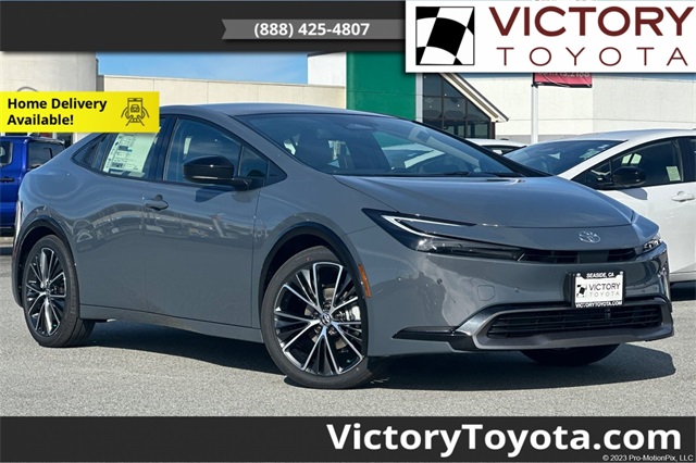 2026 Toyota Prius Limited's photo