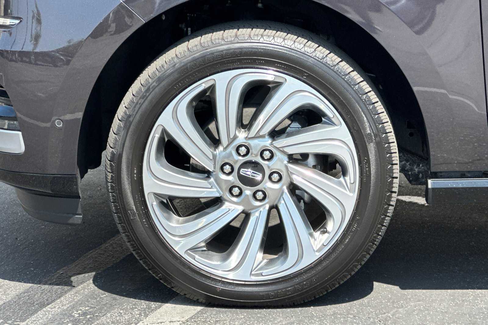 2024 Lincoln Navigator Reserve photo 29