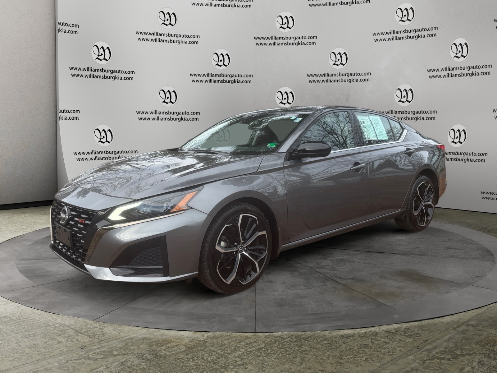 2024 Nissan Altima SR