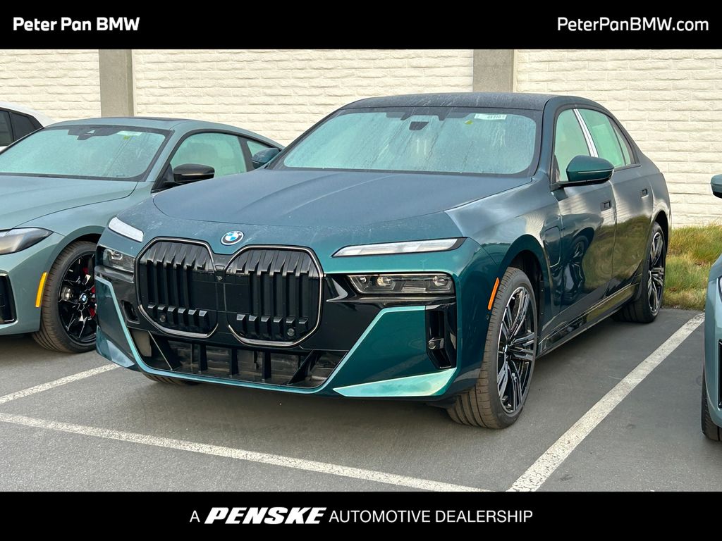 New 2026 BMW 7 Series 750e xDrive Sedan in San Mateo #B49910