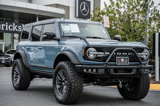 2021 Ford Bronco 4-Door First Edition's photo