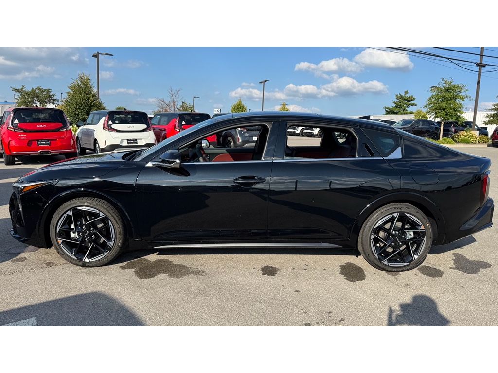 2025 Kia K4 GT-Line photo 26