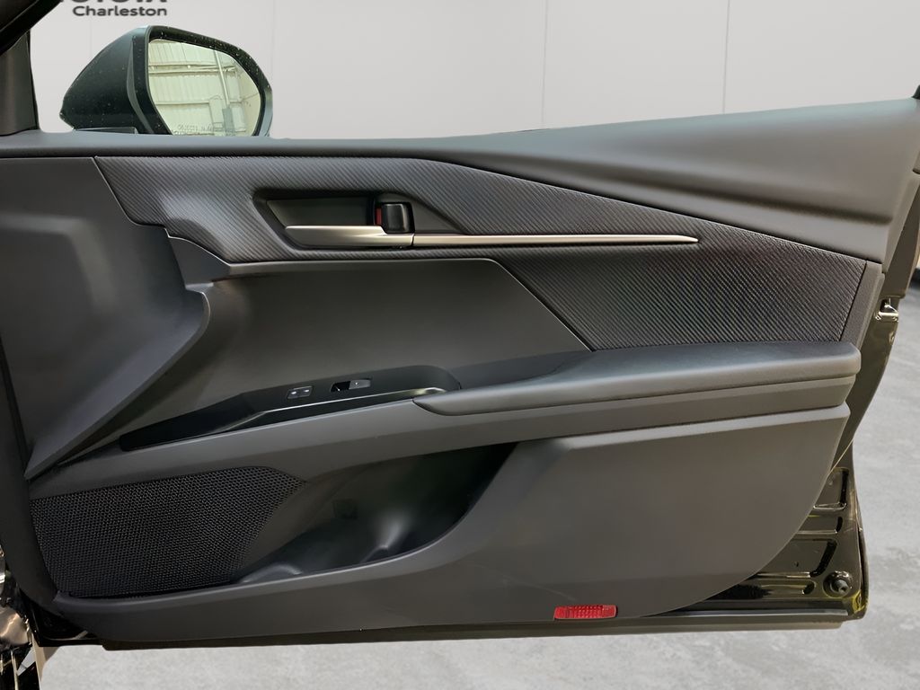 2026 Toyota Camry SE photo 24