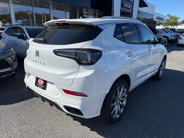2026 Buick Encore GX Avenir photo 7
