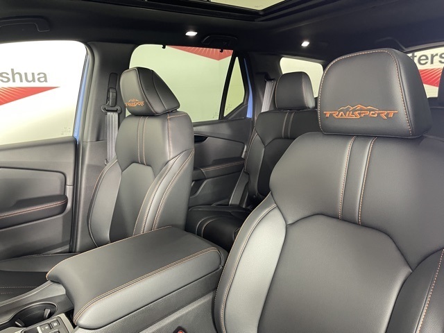 2025 Honda Pilot TrailSport photo 3