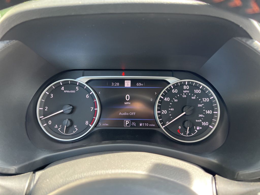 2025 Nissan Sentra SR Midnight Edition photo 9