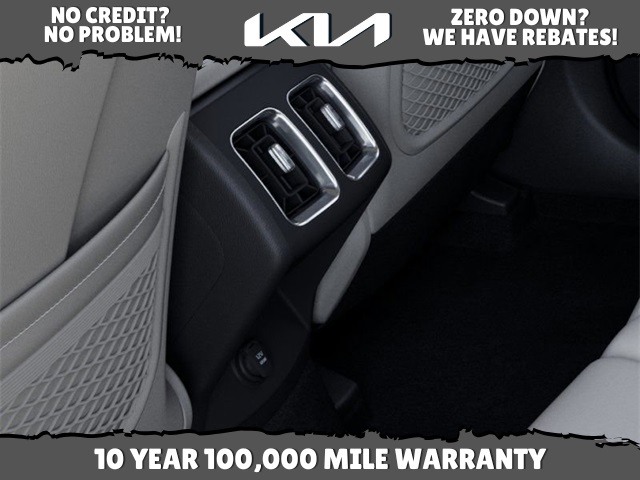 2025 Kia Sorento S photo 24