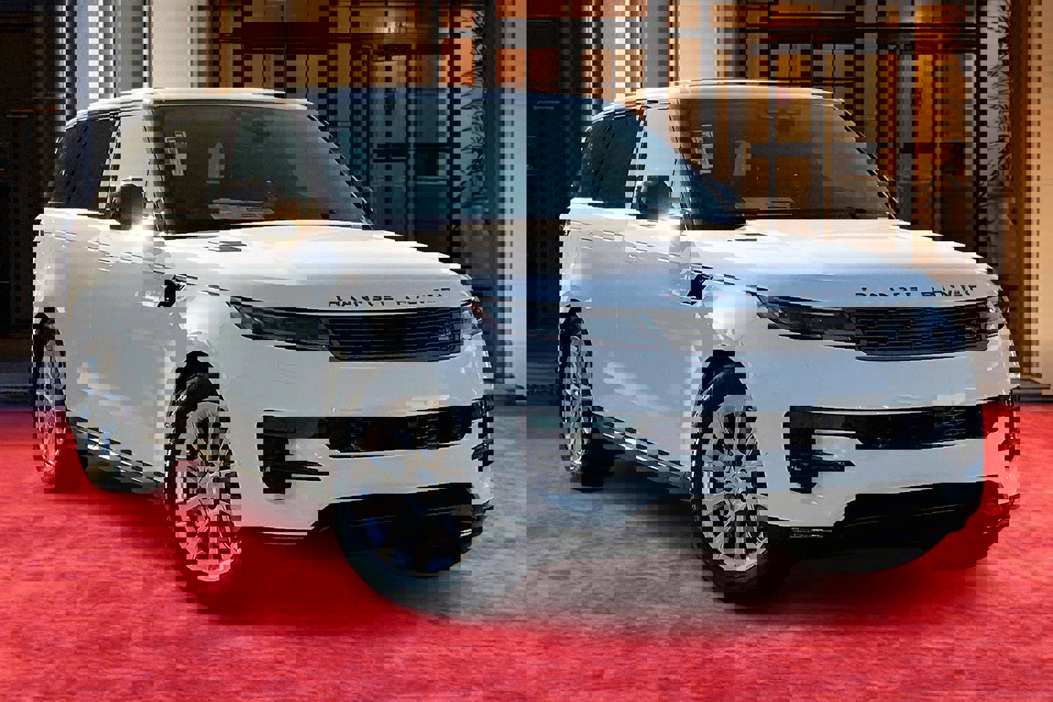2025 Land Rover Range Rover Sport P360 S photo 2
