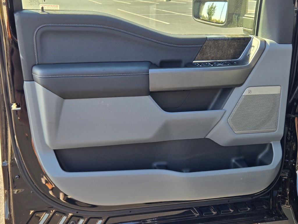 2026 Ford F-250 photo 15