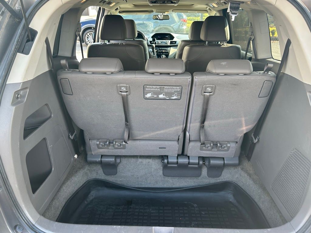 2013 Honda Odyssey EX-L photo 3