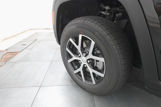 2025 Jeep Grand Cherokee Limited photo 30