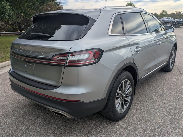 2021 Lincoln Nautilus Standard photo 4