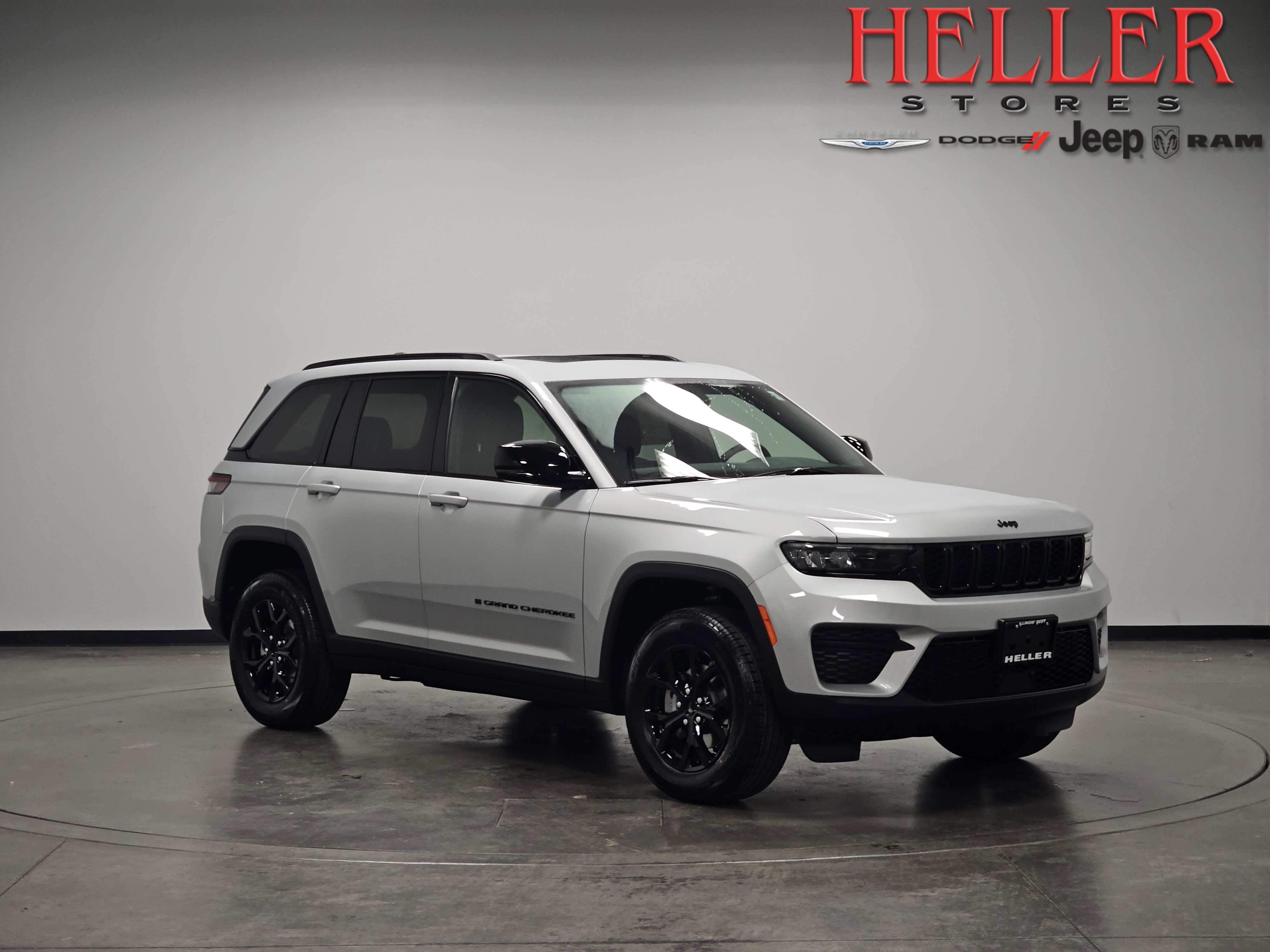 2025 Jeep Grand Cherokee Altitude's photo