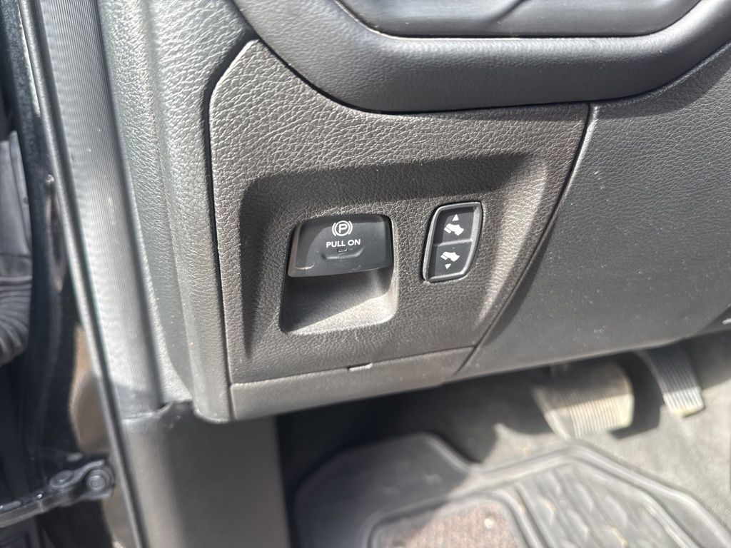 2022 Ram 1500 Laramie Longhorn photo 13