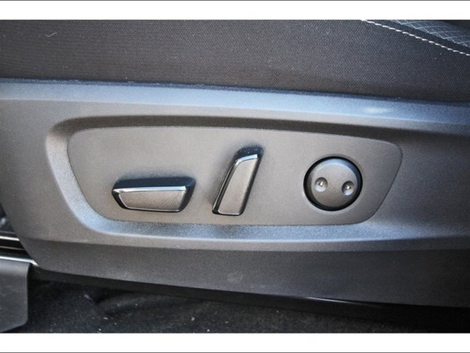 2025 Nissan Pathfinder SV Black at Robbins Nissan