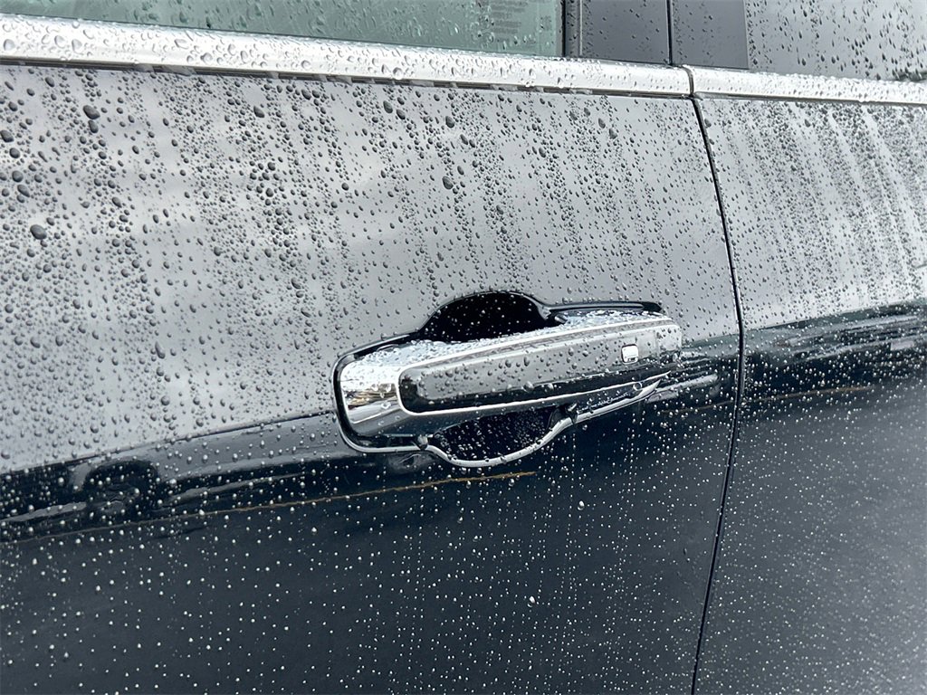 2026 GMC ACADIA - Image 12