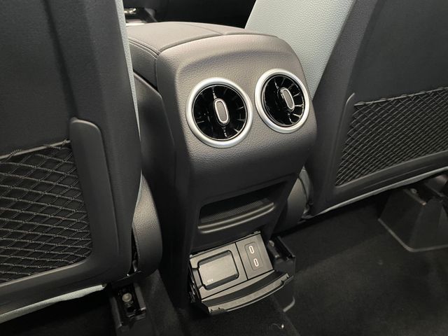 2026 Mercedes Benz GLA 250 photo 36