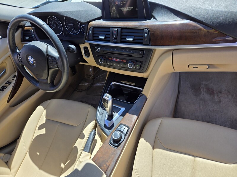 2015 Bmw 320i photo 12